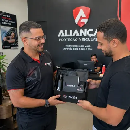 Cliente recebendo prêmio em campanha promocional